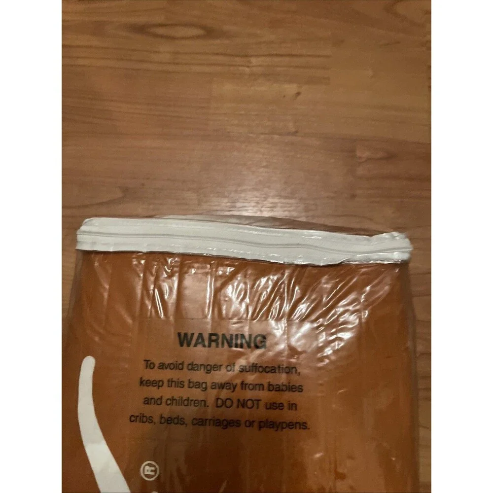 Texas University Longhorns 4-Piece Full Sheet Set with White Pillowcases